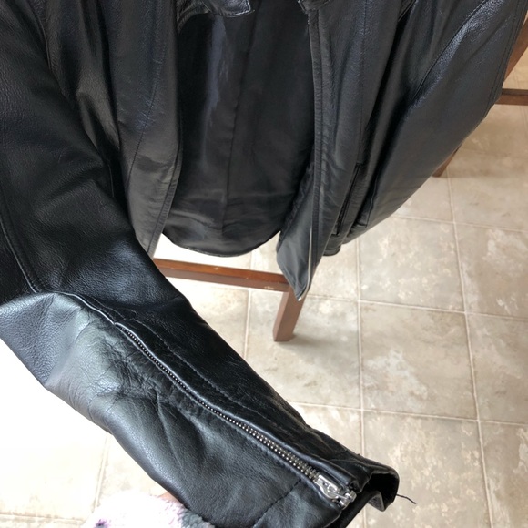 Real leather jacket - Picture 6 of 7
